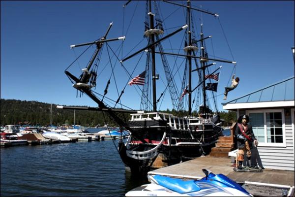 The Pirate Ship Lake Cruise at Holloways Marina and RV Park in Big BEar Lake - Boat Rentals - Lake Cruise
